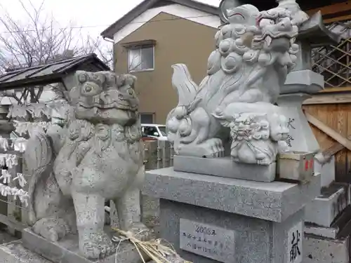 八幡神社の狛犬