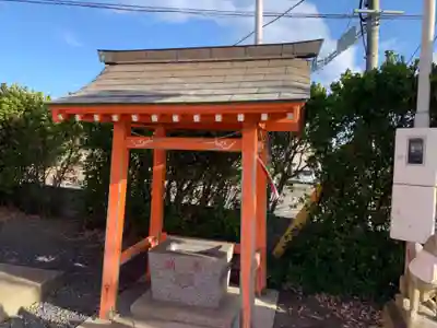 澤メキ稲荷神社の手水舎