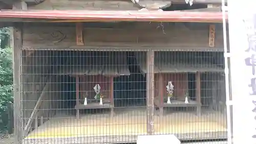 富士嶽神社の動物