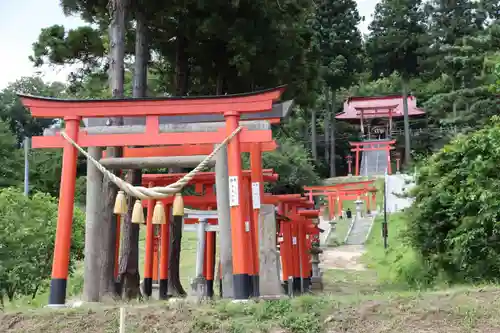 高屋敷稲荷神社の鳥居