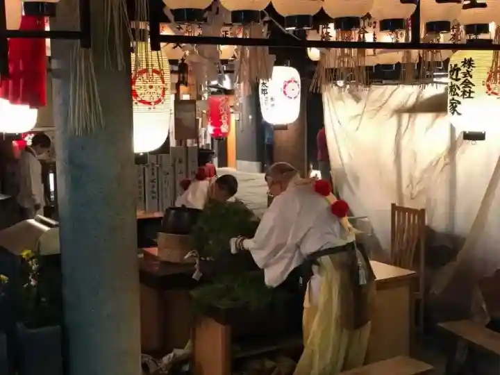 法善寺の{uncategorized: "未分類", other: "その他", undefined: "問題あり", building: "その他建物", grave: "お墓", sacred_gate: "鳥居", guardian: "狛犬", statue: "像", buddha: "仏像", history: "歴史", nature: "自然", garden: "庭園", animal: "動物", pagoda: "塔", temizu: "手水舎", mountain_gate: "山門・神門", sanctuary: "本殿・本堂", subordinate: "末社・摂社", art: "芸術", scenery: "景色", jizo: "地蔵", ema: "絵馬", goshuin: "御朱印", omikuji: "おみくじ", items: "授与品その他", amulet: "お守り", goshuincho: "御朱印帳", eats: "食事", festival: "お祭り", votive_dance: "神楽", shichigosan: "七五三参", wedding: "結婚式", experience: "体験その他", initially: "初詣", around: "周辺", anti_infection: "感染症対策"}