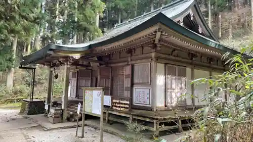 転法輪寺の本殿・本堂