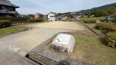 飛鳥寺の{uncategorized: "未分類", other: "その他", undefined: "問題あり", building: "その他建物", grave: "お墓", sacred_gate: "鳥居", guardian: "狛犬", statue: "像", buddha: "仏像", history: "歴史", nature: "自然", garden: "庭園", animal: "動物", pagoda: "塔", temizu: "手水舎", mountain_gate: "山門・神門", sanctuary: "本殿・本堂", subordinate: "末社・摂社", art: "芸術", scenery: "景色", jizo: "地蔵", ema: "絵馬", goshuin: "御朱印", omikuji: "おみくじ", items: "授与品その他", amulet: "お守り", goshuincho: "御朱印帳", eats: "食事", festival: "お祭り", votive_dance: "神楽", shichigosan: "七五三参", wedding: "結婚式", experience: "体験その他", initially: "初詣", around: "周辺", anti_infection: "感染症対策"}