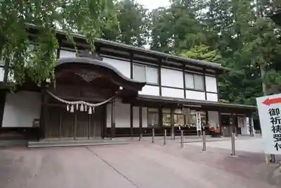 雄山神社前立社壇(富山県)