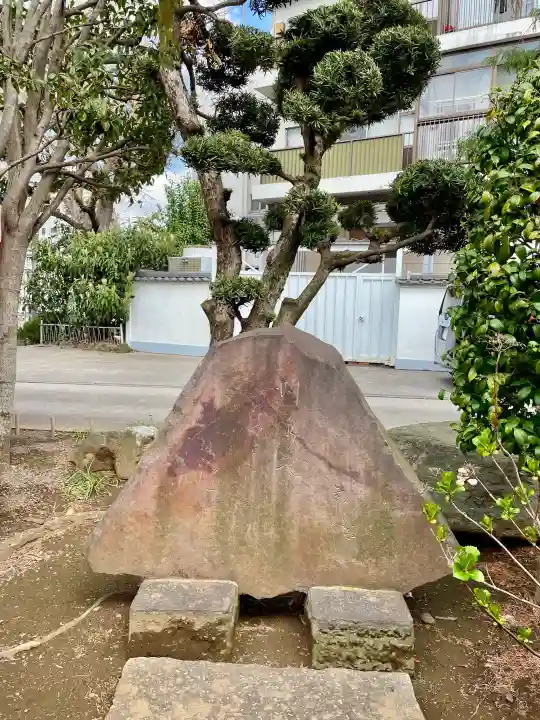 蓮華寺の{uncategorized: "未分類", other: "その他", undefined: "問題あり", building: "その他建物", grave: "お墓", sacred_gate: "鳥居", guardian: "狛犬", statue: "像", buddha: "仏像", history: "歴史", nature: "自然", garden: "庭園", animal: "動物", pagoda: "塔", temizu: "手水舎", mountain_gate: "山門・神門", sanctuary: "本殿・本堂", subordinate: "末社・摂社", art: "芸術", scenery: "景色", jizo: "地蔵", ema: "絵馬", goshuin: "御朱印", omikuji: "おみくじ", items: "授与品その他", amulet: "お守り", goshuincho: "御朱印帳", eats: "食事", festival: "お祭り", votive_dance: "神楽", shichigosan: "七五三参", wedding: "結婚式", experience: "体験その他", initially: "初詣", around: "周辺", anti_infection: "感染症対策"}