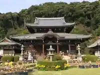 三室戸寺の本殿・本堂