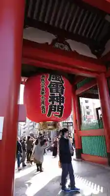 浅草寺の山門・神門