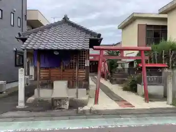 薬師山稲荷大明神の本殿・本堂