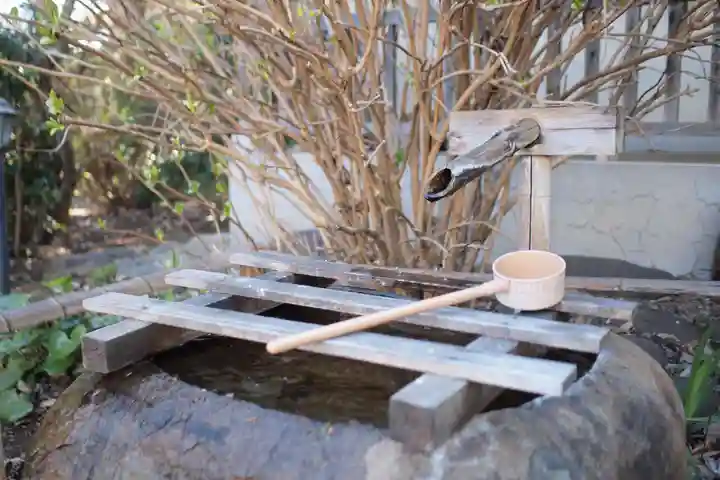 御嶽社(与野七福神弁財天)の手水舎