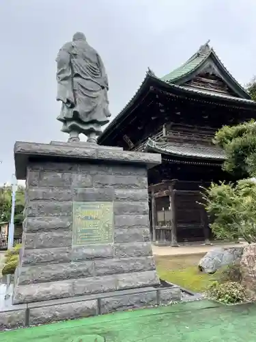 法華経寺の像