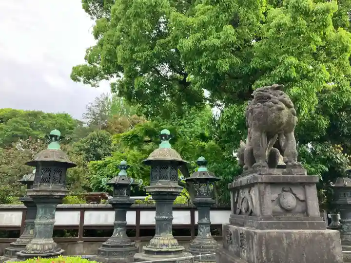 上野東照宮の{uncategorized: "未分類", other: "その他", undefined: "問題あり", building: "その他建物", grave: "お墓", sacred_gate: "鳥居", guardian: "狛犬", statue: "像", buddha: "仏像", history: "歴史", nature: "自然", garden: "庭園", animal: "動物", pagoda: "塔", temizu: "手水舎", mountain_gate: "山門・神門", sanctuary: "本殿・本堂", subordinate: "末社・摂社", art: "芸術", scenery: "景色", jizo: "地蔵", ema: "絵馬", goshuin: "御朱印", omikuji: "おみくじ", items: "授与品その他", amulet: "お守り", goshuincho: "御朱印帳", eats: "食事", festival: "お祭り", votive_dance: "神楽", shichigosan: "七五三参", wedding: "結婚式", experience: "体験その他", initially: "初詣", around: "周辺", anti_infection: "感染症対策"}