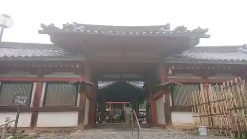 氷室神社の山門・神門
