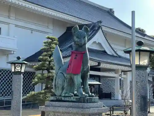 豊川閣　妙厳寺の狛犬