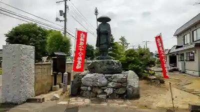 大阿寺の像