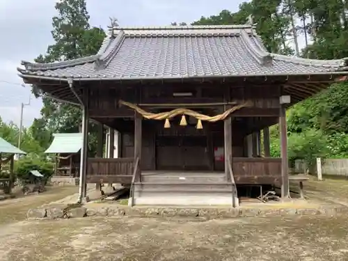 三島神社の本殿