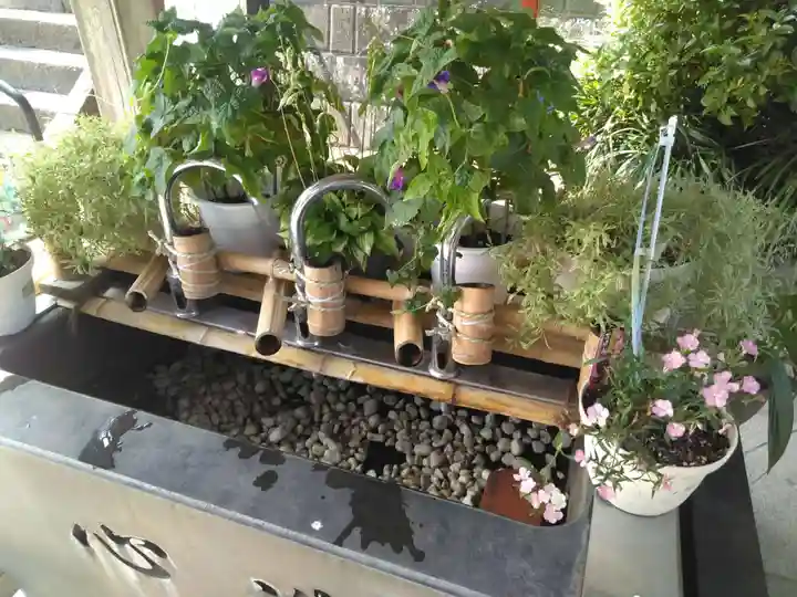 瀬戸神社の手水舎