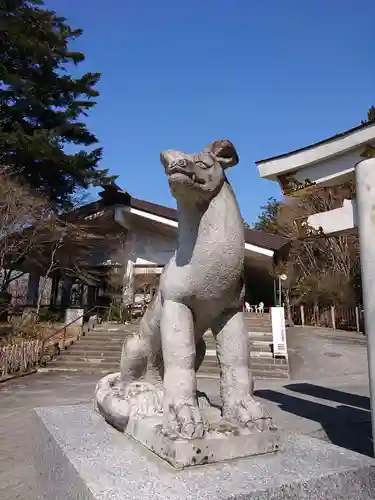 三峯神社の狛犬