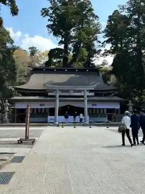 鹿島神宮の{uncategorized: "未分類", other: "その他", undefined: "問題あり", building: "その他建物", grave: "お墓", sacred_gate: "鳥居", guardian: "狛犬", statue: "像", buddha: "仏像", history: "歴史", nature: "自然", garden: "庭園", animal: "動物", pagoda: "塔", temizu: "手水舎", mountain_gate: "山門・神門", sanctuary: "本殿・本堂", subordinate: "末社・摂社", art: "芸術", scenery: "景色", jizo: "地蔵", ema: "絵馬", goshuin: "御朱印", omikuji: "おみくじ", items: "授与品その他", amulet: "お守り", goshuincho: "御朱印帳", eats: "食事", festival: "お祭り", votive_dance: "神楽", shichigosan: "七五三参", wedding: "結婚式", experience: "体験その他", initially: "初詣", around: "周辺", anti_infection: "感染症対策"}