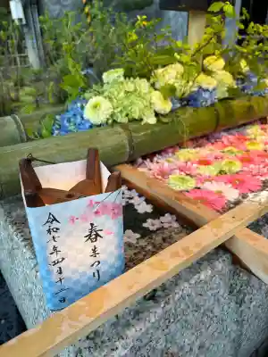 白山神社の{uncategorized: "未分類", other: "その他", undefined: "問題あり", building: "その他建物", grave: "お墓", sacred_gate: "鳥居", guardian: "狛犬", statue: "像", buddha: "仏像", history: "歴史", nature: "自然", garden: "庭園", animal: "動物", pagoda: "塔", temizu: "手水舎", mountain_gate: "山門・神門", sanctuary: "本殿・本堂", subordinate: "末社・摂社", art: "芸術", scenery: "景色", jizo: "地蔵", ema: "絵馬", goshuin: "御朱印", omikuji: "おみくじ", items: "授与品その他", amulet: "お守り", goshuincho: "御朱印帳", eats: "食事", festival: "お祭り", votive_dance: "神楽", shichigosan: "七五三参", wedding: "結婚式", experience: "体験その他", initially: "初詣", around: "周辺", anti_infection: "感染症対策"}