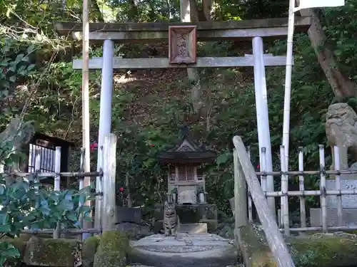 三渓園天満宮の鳥居