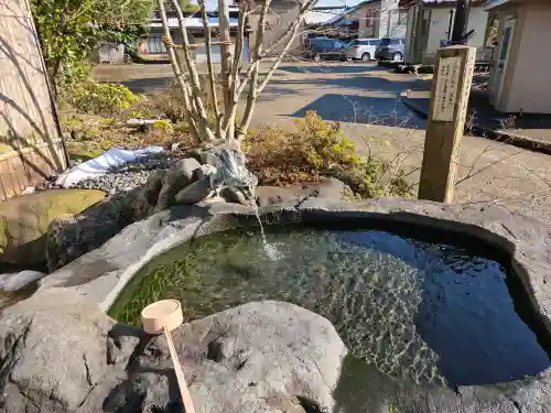 埴生護國八幡宮の{uncategorized: "未分類", other: "その他", undefined: "問題あり", building: "その他建物", grave: "お墓", sacred_gate: "鳥居", guardian: "狛犬", statue: "像", buddha: "仏像", history: "歴史", nature: "自然", garden: "庭園", animal: "動物", pagoda: "塔", temizu: "手水舎", mountain_gate: "山門・神門", sanctuary: "本殿・本堂", subordinate: "末社・摂社", art: "芸術", scenery: "景色", jizo: "地蔵", ema: "絵馬", goshuin: "御朱印", omikuji: "おみくじ", items: "授与品その他", amulet: "お守り", goshuincho: "御朱印帳", eats: "食事", festival: "お祭り", votive_dance: "神楽", shichigosan: "七五三参", wedding: "結婚式", experience: "体験その他", initially: "初詣", around: "周辺", anti_infection: "感染症対策"}