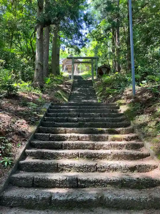 白山神社の鳥居