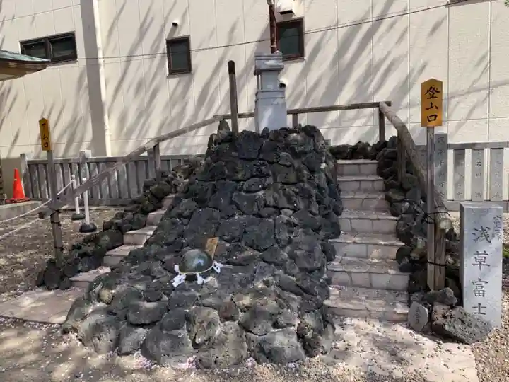 浅草富士浅間神社の末社・摂社
