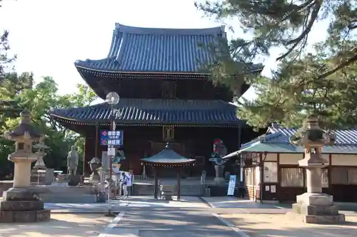 善通寺の本殿・本堂
