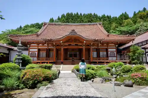 定光寺の本殿・本堂