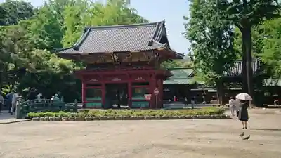 根津神社の山門・神門