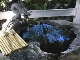 鵠沼伏見稲荷神社の手水舎