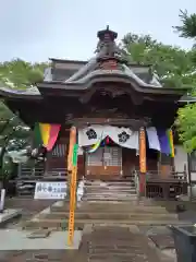 観音寺の本殿