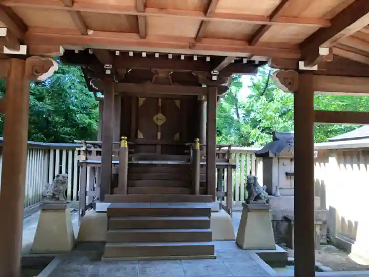 名次神社の本殿・本堂