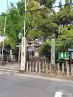 大神神社(花池)の{uncategorized: "未分類", other: "その他", undefined: "問題あり", building: "その他建物", grave: "お墓", sacred_gate: "鳥居", guardian: "狛犬", statue: "像", buddha: "仏像", history: "歴史", nature: "自然", garden: "庭園", animal: "動物", pagoda: "塔", temizu: "手水舎", mountain_gate: "山門・神門", sanctuary: "本殿・本堂", subordinate: "末社・摂社", art: "芸術", scenery: "景色", jizo: "地蔵", ema: "絵馬", goshuin: "御朱印", omikuji: "おみくじ", items: "授与品その他", amulet: "お守り", goshuincho: "御朱印帳", eats: "食事", festival: "お祭り", votive_dance: "神楽", shichigosan: "七五三参", wedding: "結婚式", experience: "体験その他", initially: "初詣", around: "周辺", anti_infection: "感染症対策"}