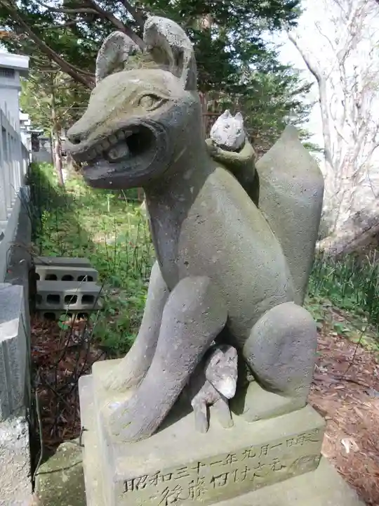 千歳神社の狛犬