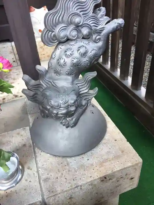 幸町辨財天の狛犬