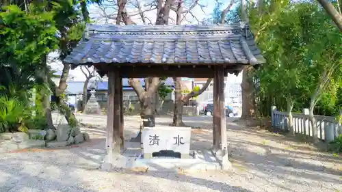 若宮八幡宮の手水舎