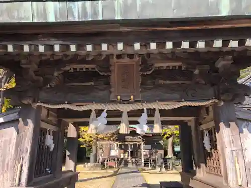 綾部八幡神社の山門・神門