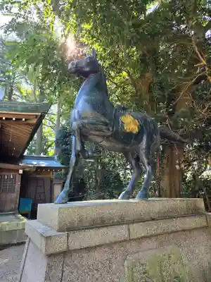 高岡市護国神社の像