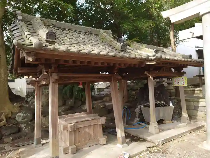 豊積神社の手水舎