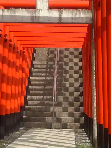 大嶋稲荷神社（大島神社）の{uncategorized: "未分類", other: "その他", undefined: "問題あり", building: "その他建物", grave: "お墓", sacred_gate: "鳥居", guardian: "狛犬", statue: "像", buddha: "仏像", history: "歴史", nature: "自然", garden: "庭園", animal: "動物", pagoda: "塔", temizu: "手水舎", mountain_gate: "山門・神門", sanctuary: "本殿・本堂", subordinate: "末社・摂社", art: "芸術", scenery: "景色", jizo: "地蔵", ema: "絵馬", goshuin: "御朱印", omikuji: "おみくじ", items: "授与品その他", amulet: "お守り", goshuincho: "御朱印帳", eats: "食事", festival: "お祭り", votive_dance: "神楽", shichigosan: "七五三参", wedding: "結婚式", experience: "体験その他", initially: "初詣", around: "周辺", anti_infection: "感染症対策"}