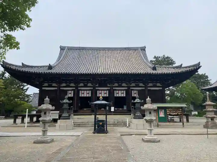 鶴林寺の本殿・本堂