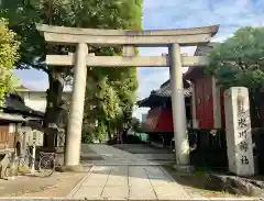 麻布氷川神社の鳥居