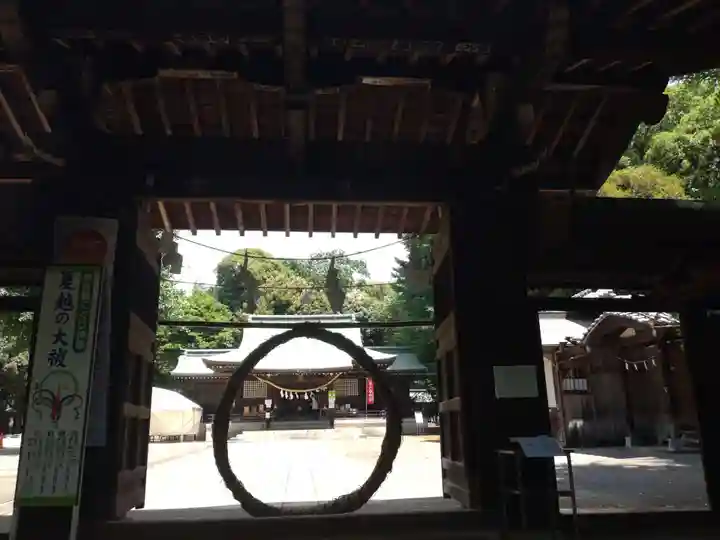 峯ヶ岡八幡神社の山門・神門