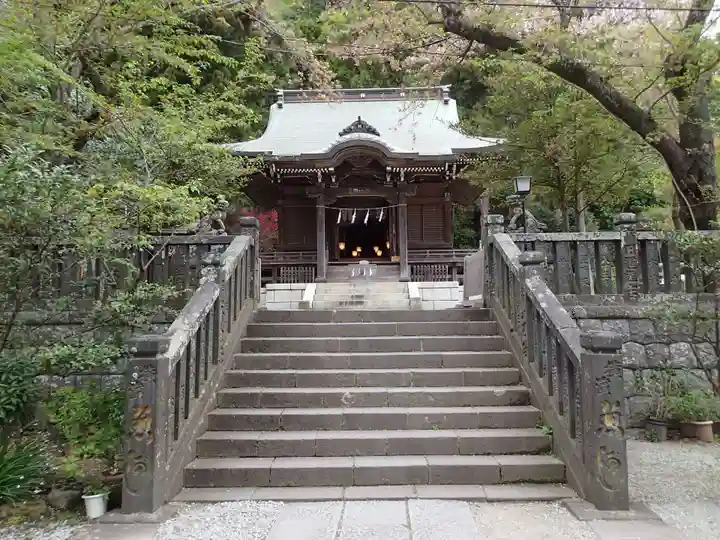 御霊神社の本殿・本堂