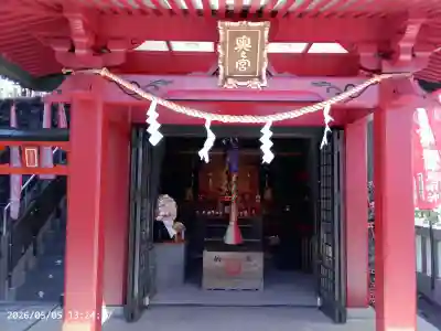 東京羽田 穴守稲荷神社の{uncategorized: "未分類", other: "その他", undefined: "問題あり", building: "その他建物", grave: "お墓", sacred_gate: "鳥居", guardian: "狛犬", statue: "像", buddha: "仏像", history: "歴史", nature: "自然", garden: "庭園", animal: "動物", pagoda: "塔", temizu: "手水舎", mountain_gate: "山門・神門", sanctuary: "本殿・本堂", subordinate: "末社・摂社", art: "芸術", scenery: "景色", jizo: "地蔵", ema: "絵馬", goshuin: "御朱印", omikuji: "おみくじ", items: "授与品その他", amulet: "お守り", goshuincho: "御朱印帳", eats: "食事", festival: "お祭り", votive_dance: "神楽", shichigosan: "七五三参", wedding: "結婚式", experience: "体験その他", initially: "初詣", around: "周辺", anti_infection: "感染症対策"}