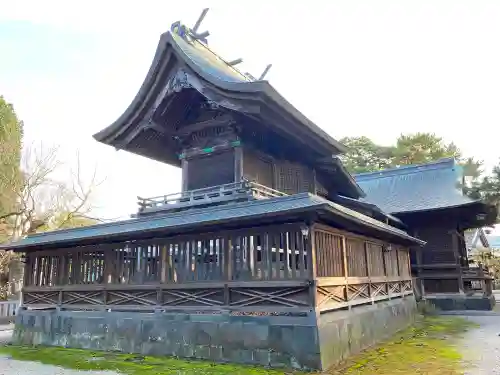 賣布神社の本殿