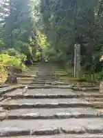 平泉寺白山神社の{uncategorized: "未分類", other: "その他", undefined: "問題あり", building: "その他建物", grave: "お墓", sacred_gate: "鳥居", guardian: "狛犬", statue: "像", buddha: "仏像", history: "歴史", nature: "自然", garden: "庭園", animal: "動物", pagoda: "塔", temizu: "手水舎", mountain_gate: "山門・神門", sanctuary: "本殿・本堂", subordinate: "末社・摂社", art: "芸術", scenery: "景色", jizo: "地蔵", ema: "絵馬", goshuin: "御朱印", omikuji: "おみくじ", items: "授与品その他", amulet: "お守り", goshuincho: "御朱印帳", eats: "食事", festival: "お祭り", votive_dance: "神楽", shichigosan: "七五三参", wedding: "結婚式", experience: "体験その他", initially: "初詣", around: "周辺", anti_infection: "感染症対策"}