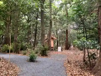三嶋大社の{uncategorized: "未分類", other: "その他", undefined: "問題あり", building: "その他建物", grave: "お墓", sacred_gate: "鳥居", guardian: "狛犬", statue: "像", buddha: "仏像", history: "歴史", nature: "自然", garden: "庭園", animal: "動物", pagoda: "塔", temizu: "手水舎", mountain_gate: "山門・神門", sanctuary: "本殿・本堂", subordinate: "末社・摂社", art: "芸術", scenery: "景色", jizo: "地蔵", ema: "絵馬", goshuin: "御朱印", omikuji: "おみくじ", items: "授与品その他", amulet: "お守り", goshuincho: "御朱印帳", eats: "食事", festival: "お祭り", votive_dance: "神楽", shichigosan: "七五三参", wedding: "結婚式", experience: "体験その他", initially: "初詣", around: "周辺", anti_infection: "感染症対策"}