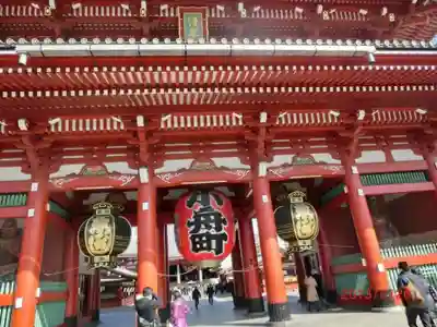 浅草寺の山門・神門